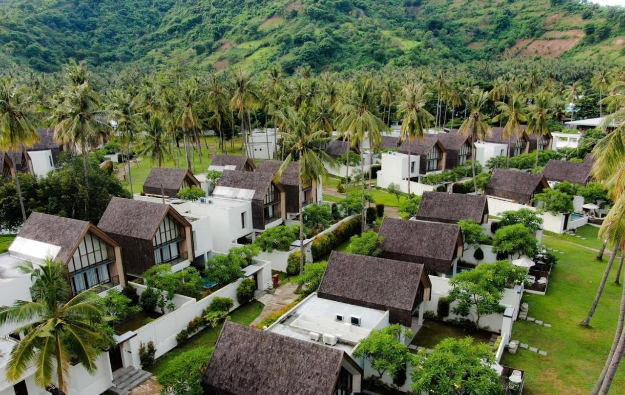 The Kayana Beach Lombok Senggigi Esterno foto