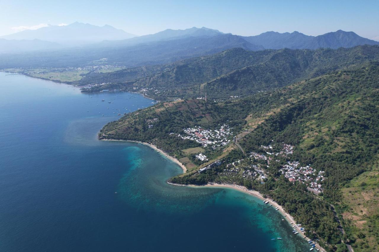 The Kayana Beach Lombok Senggigi Esterno foto